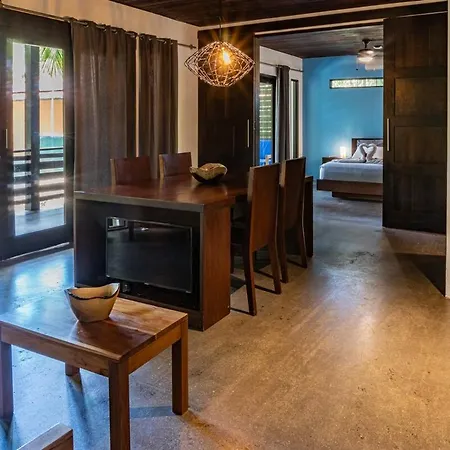 The Logan Playa Samara Apartment